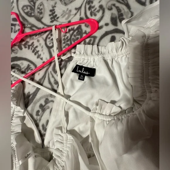 Lulu’s white short sleeved romper, XL - Picture 4 of 4